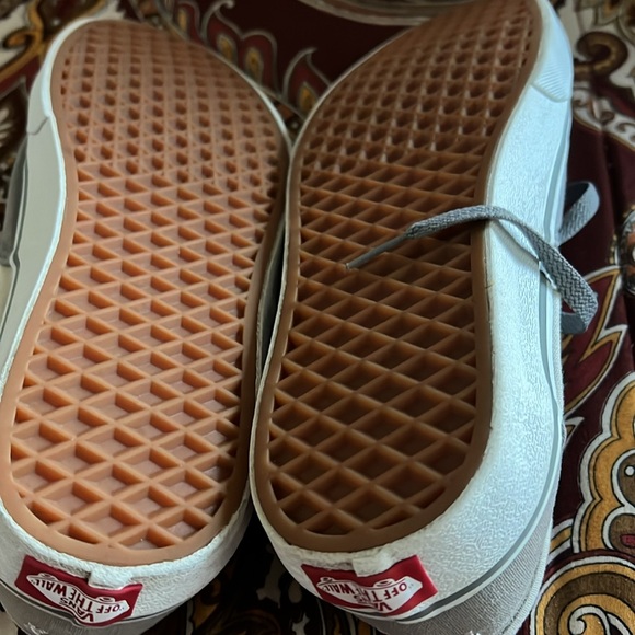 Men size 9.5 Vans. Good condition. Has Alex on the back of the left shoe - Picture 5 of 5